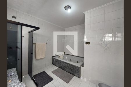 Casa à venda com 500m², 6 quartos e 6 vagasBanheiro 3