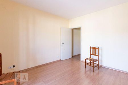 Casa à venda com 181m², 5 quartos e 5 vagas Casa à venda com 181m², 5 quartos e 5 vagasQuarto 3