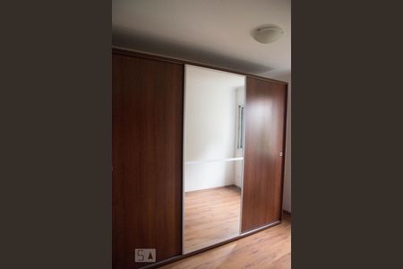 Quarto 2  de apartamento para alugar com 2 quartos, 49m² em Jardim Peri, São Paulo