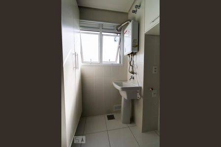 Apartamento à venda com 80m², 3 quartos e 2 vagas Apartamento à venda com 80m², 3 quartos e 2 vagasÁrea de Serviço