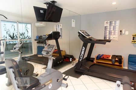 Apartamento à venda com 110m², 2 quartos e 1 vagaAcademia - área comum do condomínio