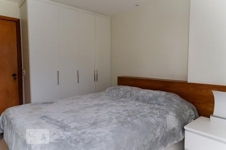 Apartamento à venda com 110m², 2 quartos e 1 vagaQuarto 2 - primeiro andar