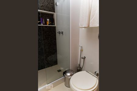 Apartamento à venda com 110m², 2 quartos e 1 vagaBanheiro - primeiro andar