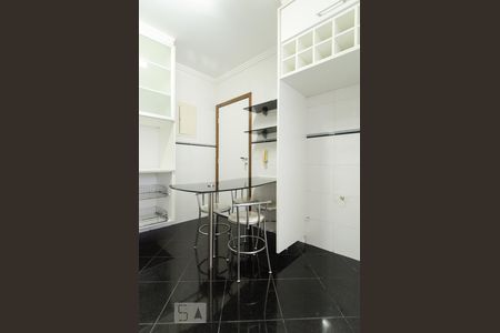 Apartamento à venda com 93m², 3 quartos e 2 vagasCozinha