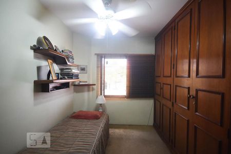 Apartamento à venda com 246m², 3 quartos e 4 vagas Apartamento à venda com 246m², 3 quartos e 4 vagasQuarto 1