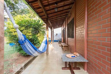 Casa à venda com 70m², 2 quartos e 1 vaga Casa à venda com 70m², 2 quartos e 1 vagaÁrea Externa