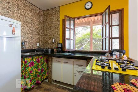 Casa à venda com 70m², 2 quartos e 1 vaga Casa à venda com 70m², 2 quartos e 1 vagaCozinha