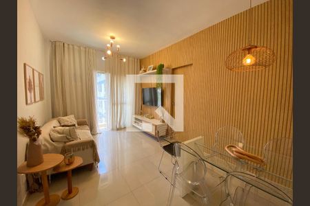 Sala de apartamento para alugar com 2 quartos, 55m² em Todos Os Santos, Rio de Janeiro