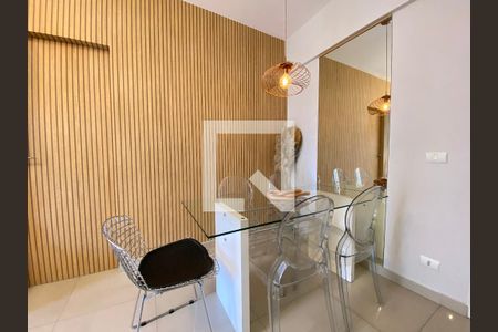 Sala de apartamento para alugar com 2 quartos, 55m² em Todos Os Santos, Rio de Janeiro