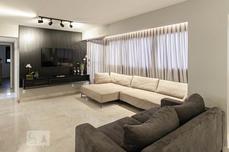 Sala de apartamento para alugar com 2 quartos, 123m² em Lourdes, Belo Horizonte