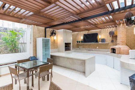 Apartamento à venda com 77m², 1 quarto e 2 vagasChurrasqueira