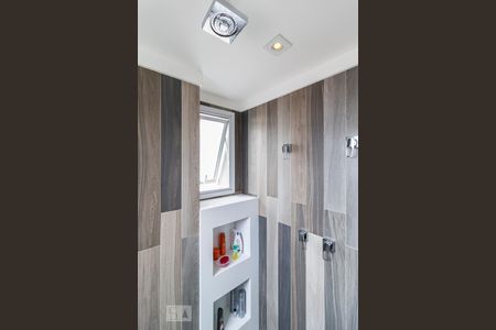 Apartamento à venda com 77m², 1 quarto e 2 vagasBanheiro suíte