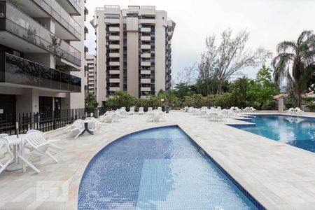 Apartamento à venda com 140m², 5 quartos e 2 vagasPiscina