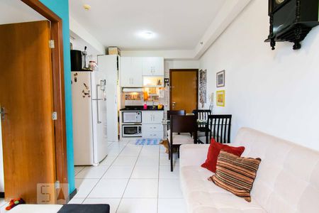 Sala de apartamento para alugar com 1 quarto, 36m² em Zona Industrial (guará), Brasília