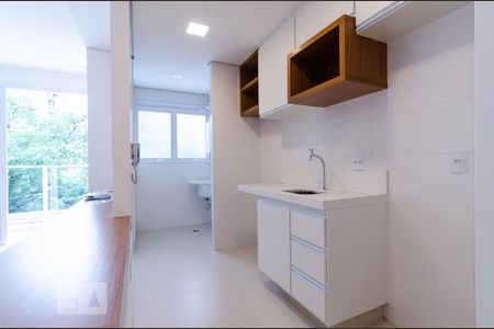 Cozinha de apartamento para alugar com 2 quartos, 72m² em Centro, Campinas