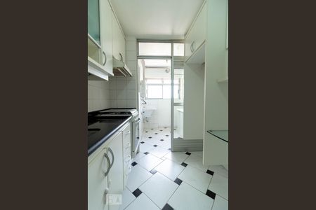 Apartamento para alugar com 75m², 3 quartos e 2 vagas Apartamento para alugar com 75m², 3 quartos e 2 vagasCozinha