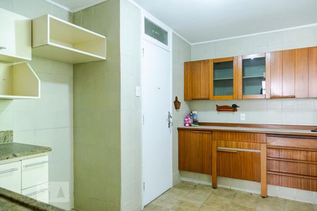 Apartamento à venda com 102m², 3 quartos e 2 vagasCozinha
