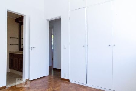 Apartamento à venda com 102m², 3 quartos e 2 vagasQuarto - Suíte