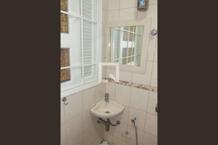 Banheiro de apartamento à venda com 1 quarto, 38m² em Copacabana, Rio de Janeiro