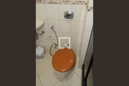 Banheiro de apartamento à venda com 1 quarto, 38m² em Copacabana, Rio de Janeiro