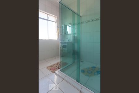 Banheiro de apartamento à venda com 3 quartos, 114m² em Jardim Guanabara, Campinas