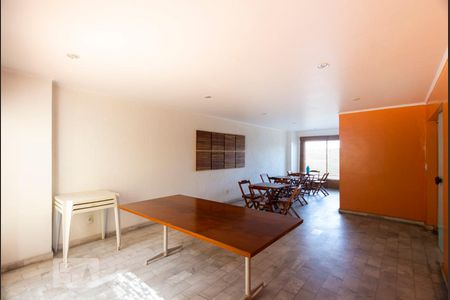 Apartamento à venda com 78m², 2 quartos e 1 vagaSalão de festas