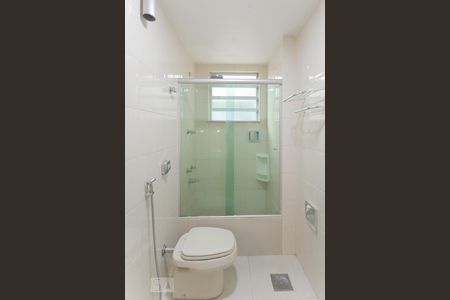 Apartamento à venda com 150m², 4 quartos e 2 vagasBanheiro suíte