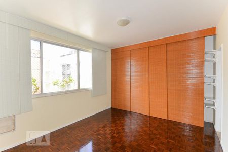 Apartamento à venda com 150m², 4 quartos e 2 vagasSuíte