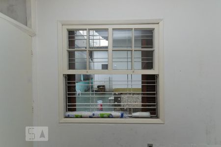 Casa à venda com 180m², 2 quartos e 1 vagaJanela do quarto 1