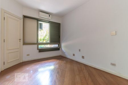 Apartamento à venda com 297m², 3 quartos e 3 vagasQuarto 2