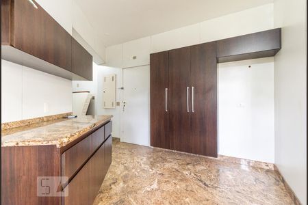 Apartamento à venda com 297m², 3 quartos e 3 vagasCozinha