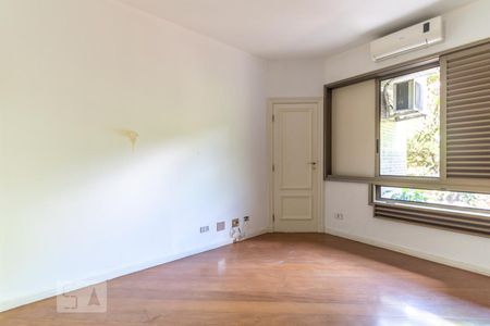 Apartamento à venda com 297m², 3 quartos e 3 vagasQuarto 2