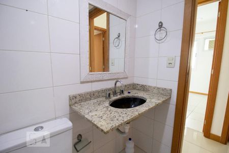 Apartamento à venda com 80m², 3 quartos e 1 vaga Apartamento à venda com 80m², 3 quartos e 1 vagaBanheiro Social