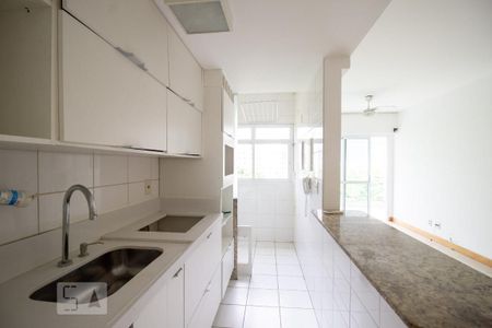 Apartamento à venda com 80m², 3 quartos e 1 vaga Apartamento à venda com 80m², 3 quartos e 1 vagaCozinha
