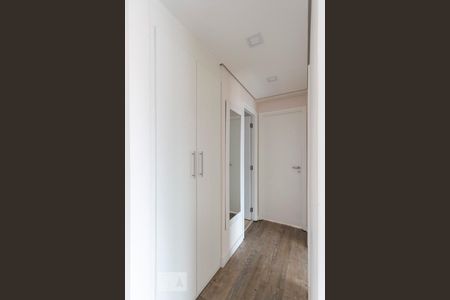 Apartamento para alugar com 68m², 2 quartos e 2 vagasCorredor