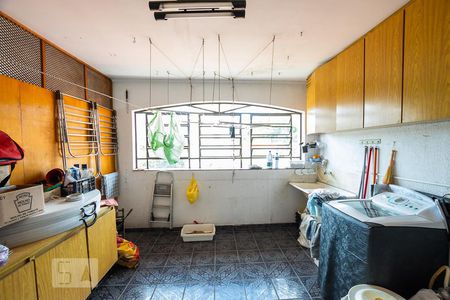 Casa à venda com 270m², 4 quartos e 2 vagas