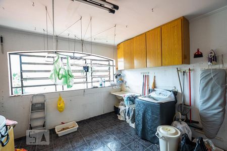 Casa à venda com 270m², 4 quartos e 2 vagas