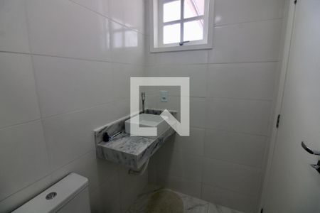 Casa de condomínio à venda com 240m², 3 quartos e 1 vagaBanheiro da Suíte 2