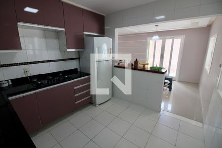 Casa de condomínio à venda com 240m², 3 quartos e 1 vagaCozinha