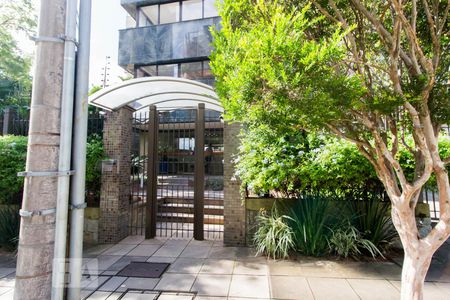 Apartamento à venda com 177m², 3 quartos e 4 vagas Apartamento à venda com 177m², 3 quartos e 4 vagasFachada