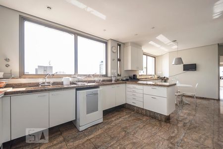 Apartamento para alugar com 450m², 4 quartos e 4 vagasCozinha