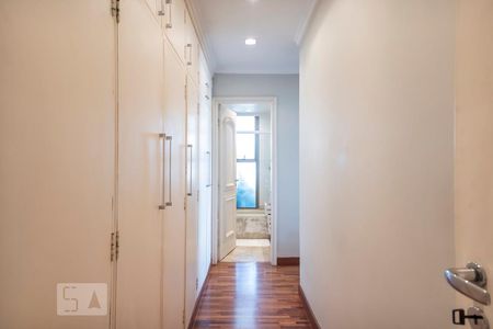 Apartamento para alugar com 450m², 4 quartos e 4 vagasSuíte 3