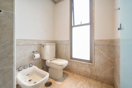 Apartamento para alugar com 450m², 4 quartos e 4 vagasBanheiro 1 da suíte 1