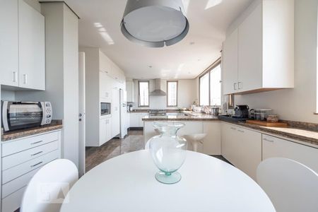 Apartamento para alugar com 450m², 4 quartos e 4 vagasCozinha