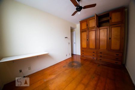 Quarto 1 de apartamento à venda com 2 quartos, 72m² em Icaraí, Niterói