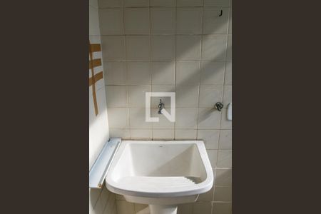 Apartamento à venda com 77m², 2 quartos e 1 vagaÁrea de Serviço