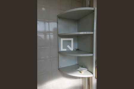 Apartamento à venda com 77m², 2 quartos e 1 vagaBanheiro de Serviço