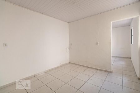 Sala e cozinha de casa para alugar com 1 quarto, 60m² em Vila Califórnia, São Paulo