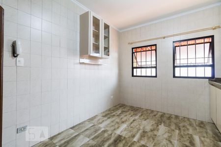 Casa à venda com 120m², 3 quartos e 3 vagas Casa à venda com 120m², 3 quartos e 3 vagasCozinha