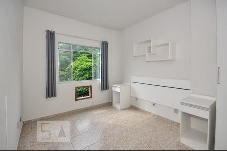 Apartamento à venda com 60m², 2 quartos e 1 vaga Apartamento à venda com 60m², 2 quartos e 1 vagaQuarto 1
